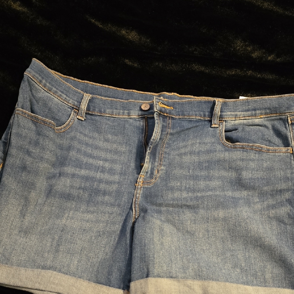 Old Navy Women's Light Blue Jean Shorts